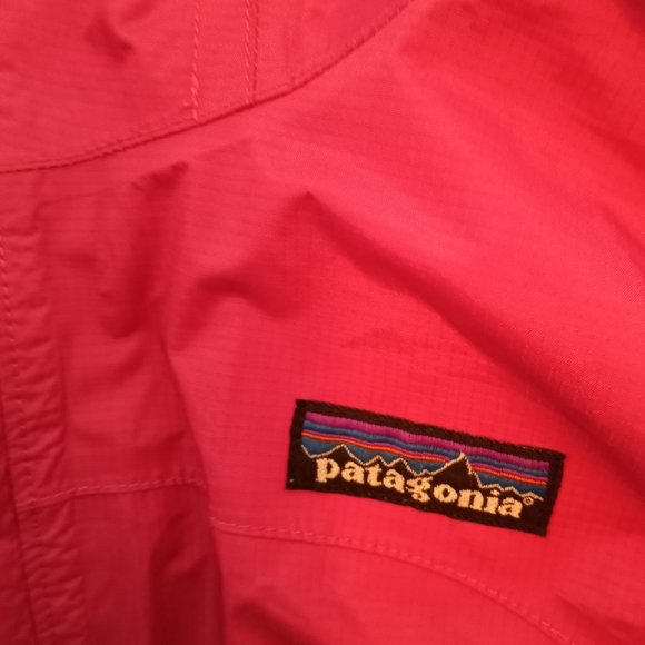 Patagonia Jackets & Blazers - Pink Patagonia torrentshell H2no rain jacket